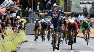 Le belge tim merlier remporte la troisième étape, van der poel toujours en jaune. Qv 6n1j3gj7agm