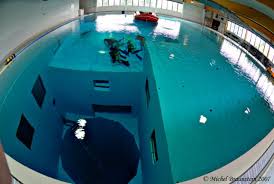 Se sim, pode pensar em preparar uma viagem para a cidade de mszczonow, na polônia, onde vai ser inaugurada, no segundo semestre deste ano, a piscina mais funda do mundo, com 45 metros. A Piscina Mais Funda Do Mundo