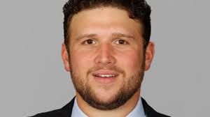 Ben Bloom's Instagram, Twitter & Facebook