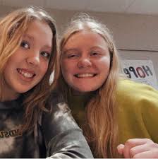 Alexis Hunter and Owen Hubbard's Wedding Website