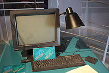 Heute surfen mehr als eine milliarde menschen weltweit im internet. Internet Wikipedia