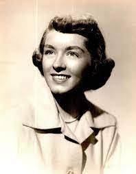 Doriscene Piper's Instagram, Twitter & Facebook