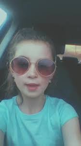 Dee Hourigan's Instagram, Twitter & Facebook