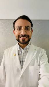 ¿Sabías que existe una enfermedad en del sistema inmune del adulto, que  ataca al oído y puede generar sordera? Te invito a ver este video.