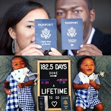 15 Travel Gifts for Moms Who Love to Travel