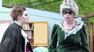 The little vampire moves in. Auf In Gruselige Gefilde Korbach