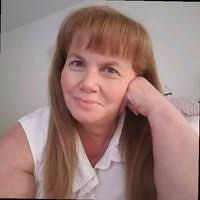 Diane Malec's Instagram, Twitter & Facebook