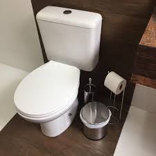Triozinho De Inox No Banheiro Lixeira Escova Sanitaria E Porta Papel Higienico Porque Aqui Nos So Banheiro Porta Papel Higienico Escova Sanitaria