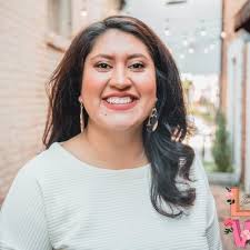 Dora Blanco (@DoraBlanco12)