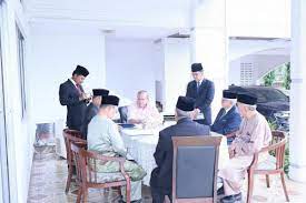 Sila layari www.astroawani.com untuk berita selanjutnya. Johor Sultan Sets Wednesdays Aside For Briefings On State Affairs Modern Southeast Asia