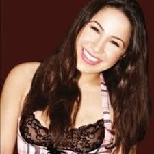 La música texana tuve un auge tremendo a principios de los años noventa de la mano de la en el año 1995 cuando falleció selena, su hermano a.b. Jennifer Pena Tour Dates Concert Tickets Live Streams