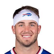 Aaron Green's Instagram, Twitter & Facebook