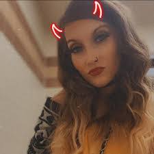 Michelle Necessary's Instagram, Twitter & Facebook