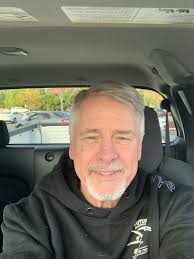 Where to find a sweet grass basket in Charleston?