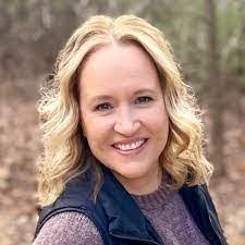 Claire Mcafee's Instagram, Twitter & Facebook