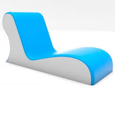 We carry chaise lounges in vinyl strap, sling fabric, recycled plastic, plastic resign, marine grade polymer, and cast aluminum. Contemporary Sun Lounger B Pooljoy B V Plastic Pool
