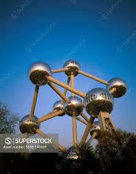 نتیجه جستجوی لغت [editorially] در گوگل