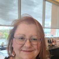 Heather Knowlton's Instagram, Twitter & Facebook