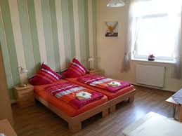 Meals (including a vegetarian option) are served in the dining room for lunch or on the outdoor terrace. Pension Kiek In Stolberg Bischofstrasse 43 52223 Stolberg Hostel Pension