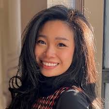 Darcy Hamilton's Instagram, Twitter & Facebook