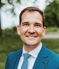 Erskin Gildersleeve's Instagram, Twitter & Facebook