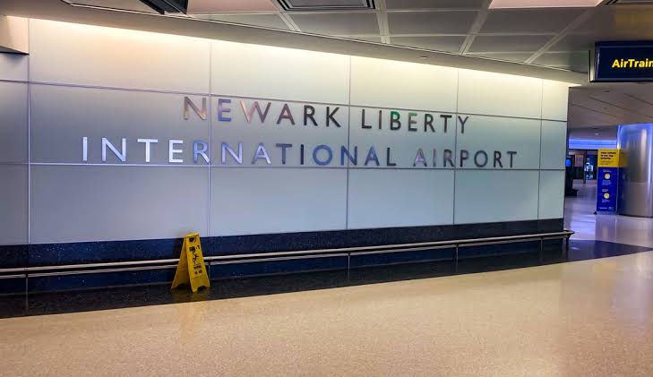 Guide to Newark Liberty International Airport (EWR)