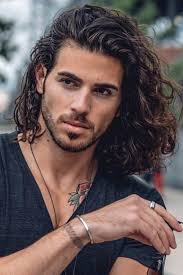 They appear voluminous and easily react to weather, especially when it is humid outside. How To Get And Manage Wavy Hair Men Menshaircuts Com