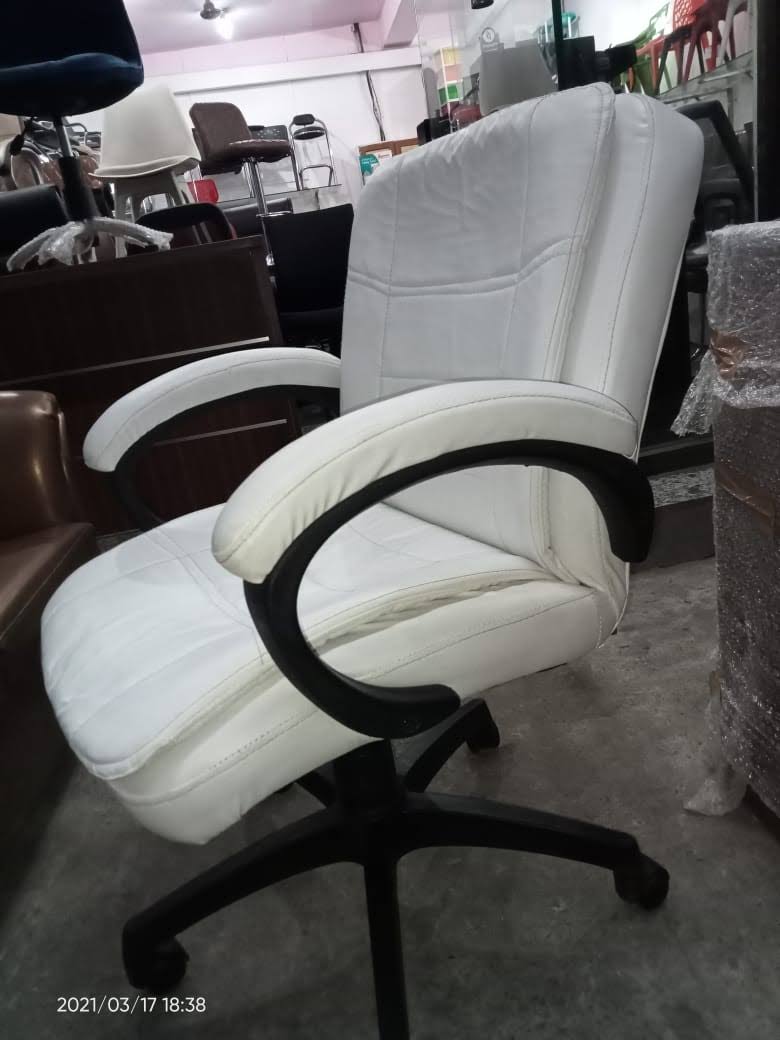 Office Boss Chair product image