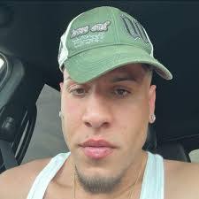 Eliezer Torres's Instagram, Twitter & Facebook