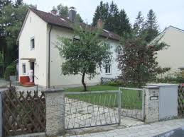 Haus kaufen in münchen hadern vom makler und von privat! Haus Zum Verkauf Andresenstrasse 12 82008 Unterhaching Munchen Kreis Mapio Net