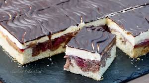 Sie suchen nach einem tollen rezept für die perfekte donauwelle? Donauwelle Rezept Kuchenklassiker Einfach Selber Backen Absolute Lebenslust