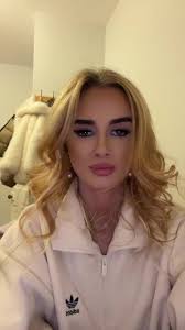 Sonia Cleary's Instagram, Twitter & Facebook