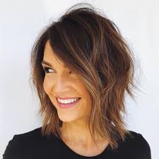 Tagli capelli medi 2022 lisci, mossi, scalati. Capelli Scalati 2021 Tutti I Nuovi Hairstyle Di Tendenza