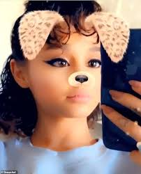 Five short days ago, ariana grande revealed something big on instagram. This Is What Ariana Grande Looks Like With Short Curly Hair Daily Mail Online