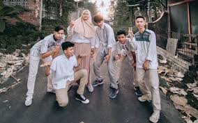 We did not find results for: Lirik Lagu Lilakno Lungaku Losskita