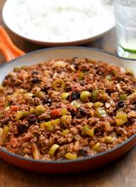 Chopping in spanish is picar or cortar, which is where the dish gets its name. Cuban Picadillo Onion Rings Things