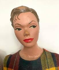 Sandra Meigs's Instagram, Twitter & Facebook