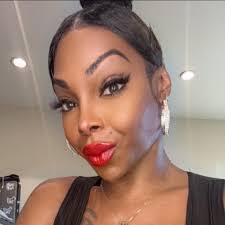 Hakim Davis's Instagram, Twitter & Facebook