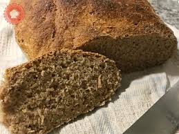 Miche de pain fait maisonquel meilleur moment pour apprendre à faire son pain maison!! Pain Complet Facile