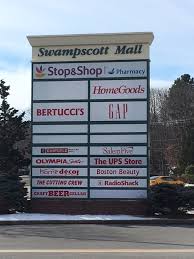 Swampscott Mall