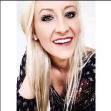 I was honored to be one of the few Aesthetic Advisors invited to the  Chapter Aesthetic Studio Annual Leadership Retreat this year! Not only was  my studio in Eden Prairie acknowledged and