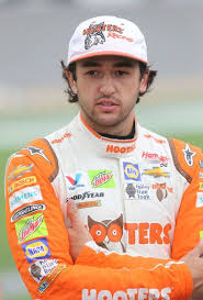 Elliott is the first driver since 2002 to win the award who is not dale earnhardt jr. Chase Elliott Photostream Chase Elliott Nascar Chase Elliott Nascar News