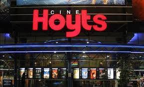 Iniciamos esta apertura después de 11 meses sin estrenos con. Cine Hoyts Home Facebook
