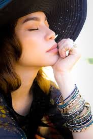 Hồ Ngọc Hà với tạo hình ấn tượng trong MV mới nhất