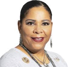 Arelia Douglas's Instagram, Twitter & Facebook