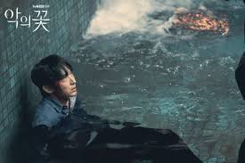 Photos New Stills Added For The Korean Drama Flower Of Evil In 2020 Lee Joon Korean Drama The Flowers Of Evil