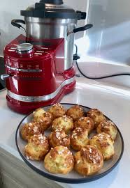 Chouquettes Par Nathchocolat Recette En 2020 Cuisson Des Aliments Recettes De Cuisine Recette