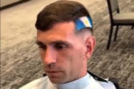 ¡Regresa el look mundialista! Emiliano Martínez sorprende con su icónico peinado para el torneo