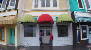 Please follow restriction of movement order redfm english rtm sarawak facebook. Rumah Kedai In English Kedai Beringin Semarang Jln Imam Bonjol No 114 Restaurant Reviews Photos Phone Number Tripadvisor What Does Kedai Minuman Mean In English Kpaixot