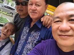 Vừa qua, con trai nghệ sĩ hữu thành đã chia sẻ tin buồn về bố của mình. Nháº¡c SÄ© Há»¯u Tháº¡nh Káº» Gan Dá»Ÿ Tren Con Ä'Æ°á»ng Ä'á»™c Ä'áº¡o Tim Sá»± Chan Tháº­t Trong Sang Tac